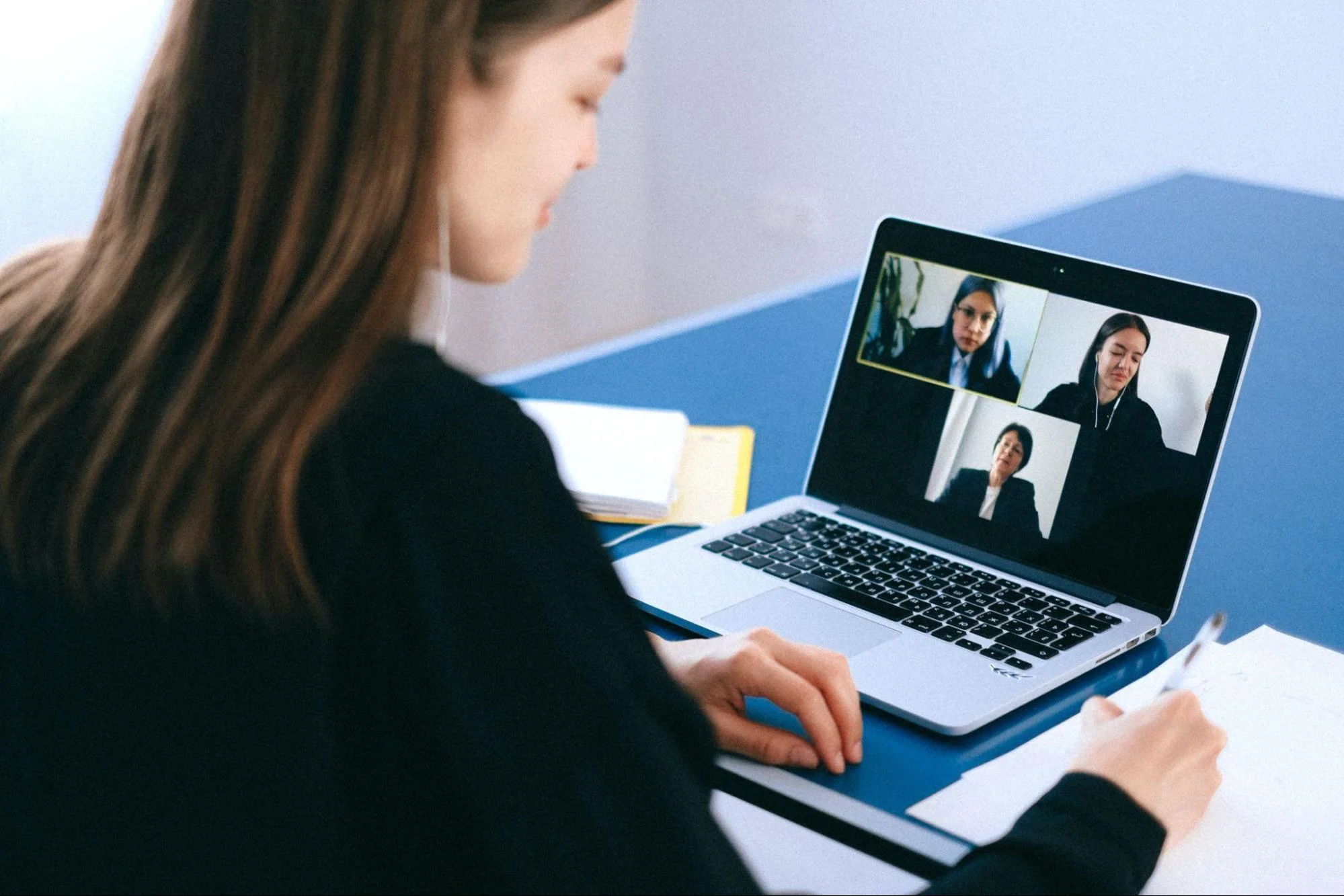 The Ultimate Guide to Overcoming Objections in Sales: Tips and Strategies for Success