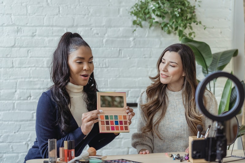 3 Ways to Intelligently Use Influencer Marketing for Your Ecommerce Business