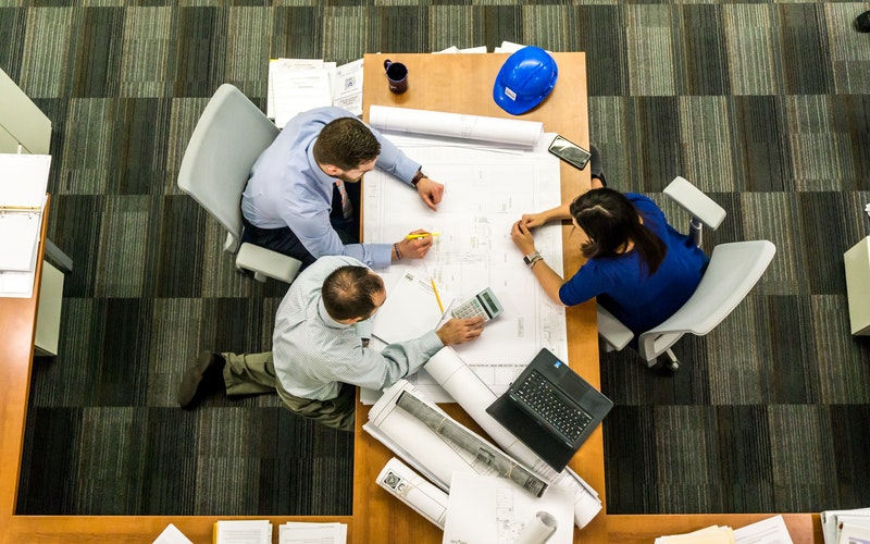 Project Management Tools To Stay Organized While Managing Long-Term Projects!